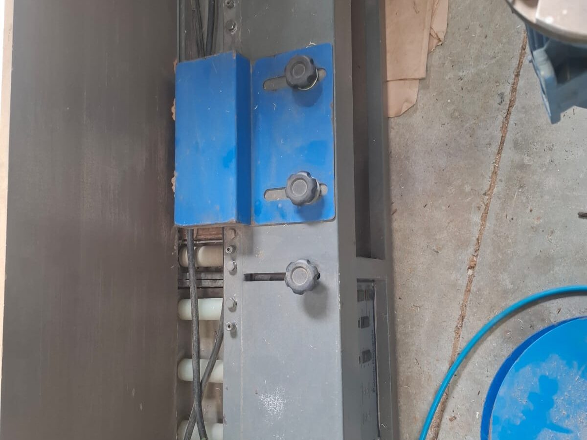 Coladeira de Bordas marca Minelli, modelo Horizontal 1100